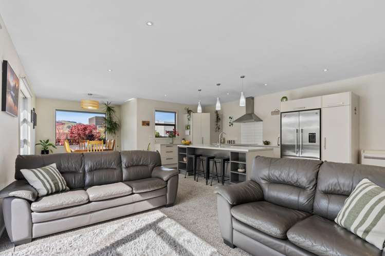 18 Hagart-Alexander Drive_3
