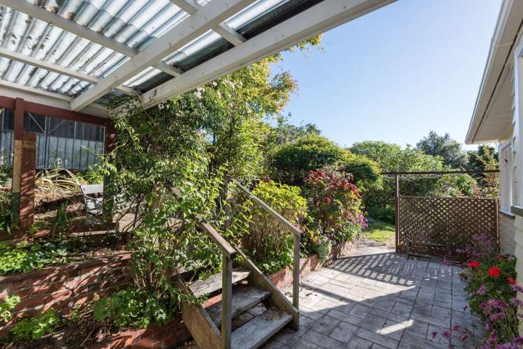 2/36 The Ridgeway Enner Glynn_10