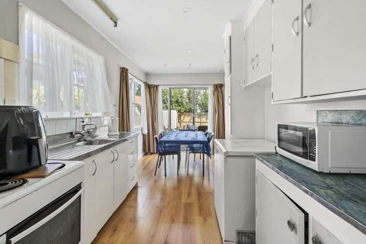 145 Portage Road New Lynn_8