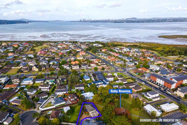 42 Hereford Street Te Atatu Peninsula_22