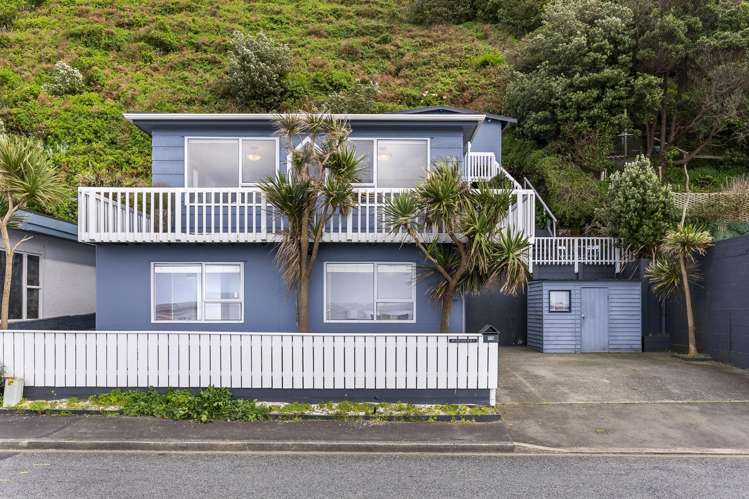 118 Owhiro Bay Parade Owhiro Bay_11