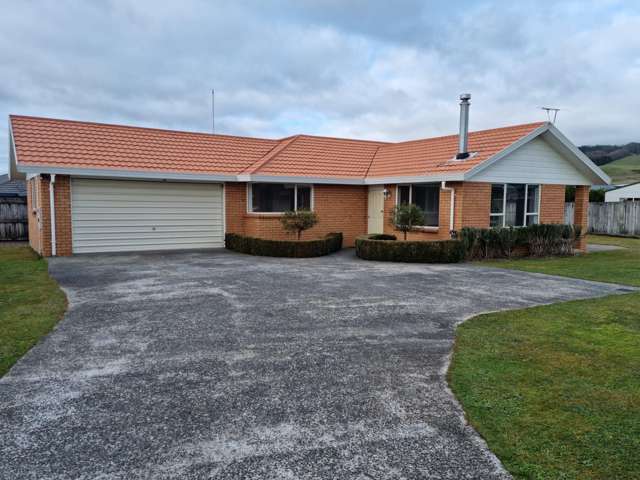 Private Pukehangi Home