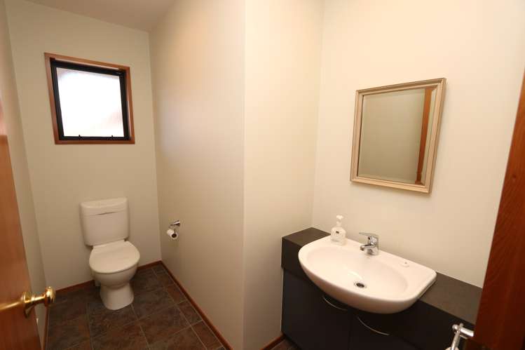 18 Kelvin Crescent Allenton_19