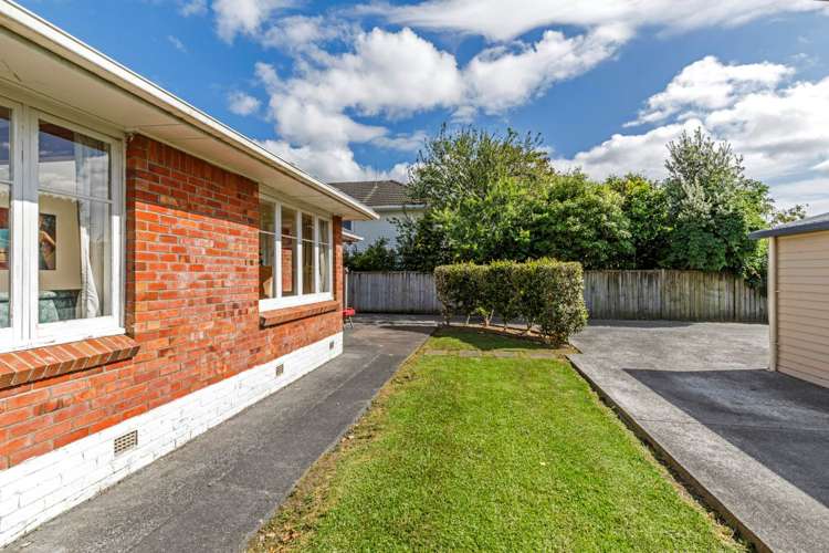 30 Kervil Avenue Te Atatu Peninsula_20