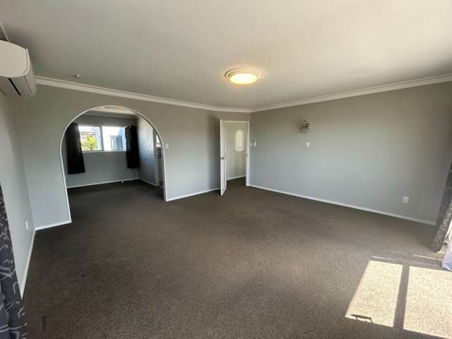 2/84 Sunrise Avenue Mairangi Bay_4