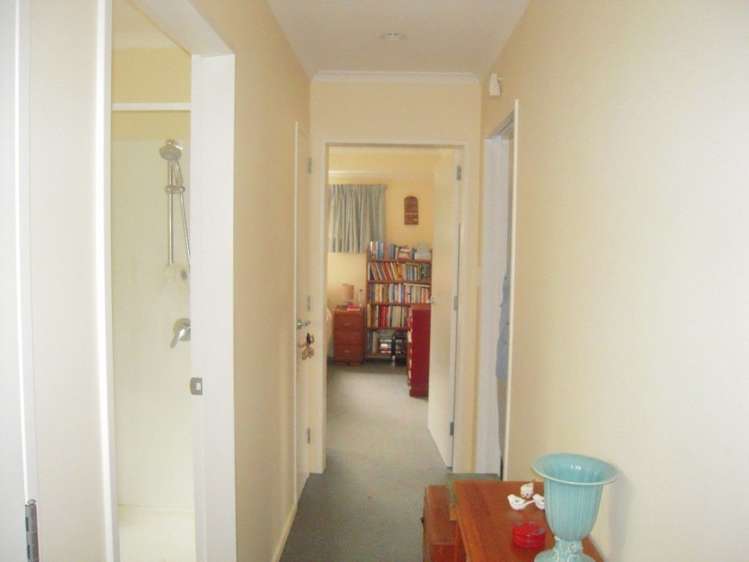 16/2 William Donald Drive Solway_5