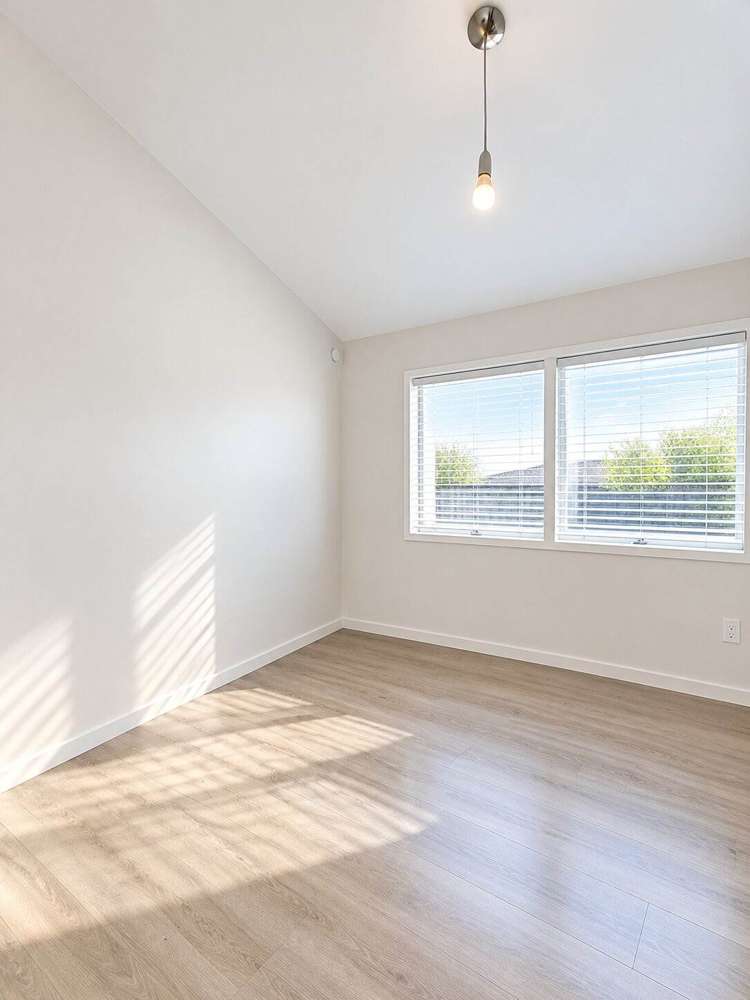 2/1 Yeovil Road Te Atatu Peninsula_4