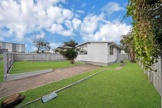 2-Bedroom - Standalone!
