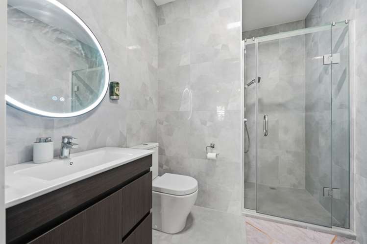 86 Joseph Street Flat Bush_18