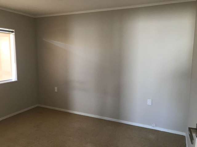 2/150 Kitchener Road Pukekohe_4