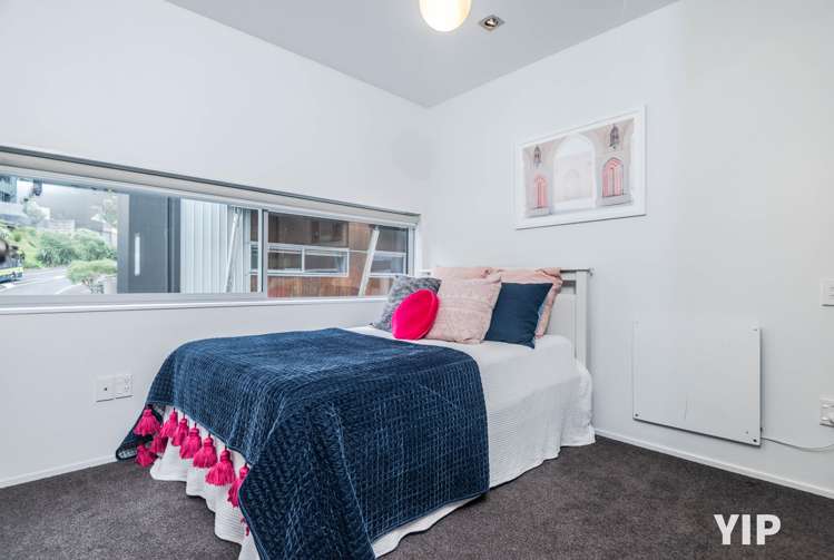 25/2 Onslow Road Khandallah_11