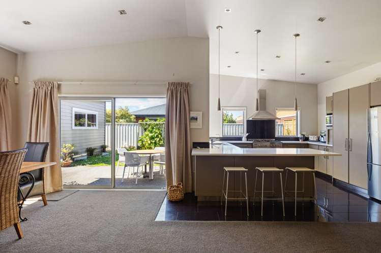 4 Roger Street_2