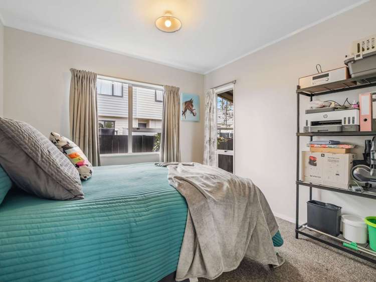 2/6 Short Street Papakura_11