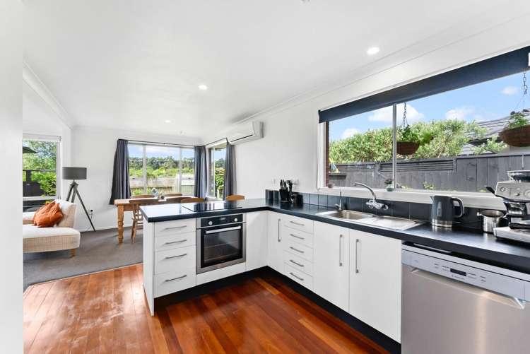 97 Wairau Road Oakura_8