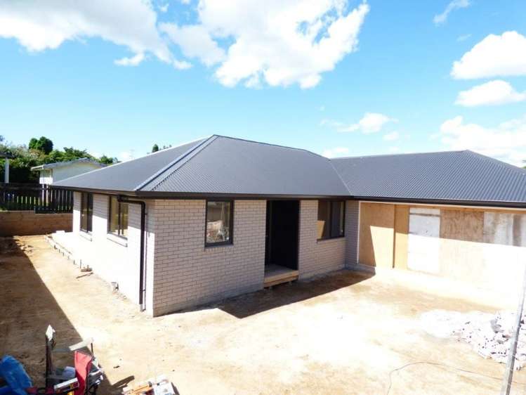 2/1642 Rewi Street Te Awamutu_1