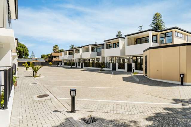 8/447 Hibiscus Coast Highway Orewa_1