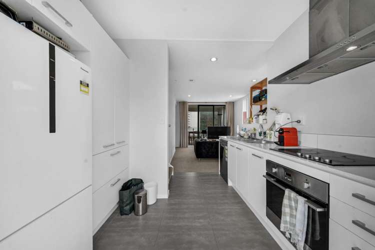 17/10 Silver Moon Road Albany Heights_8