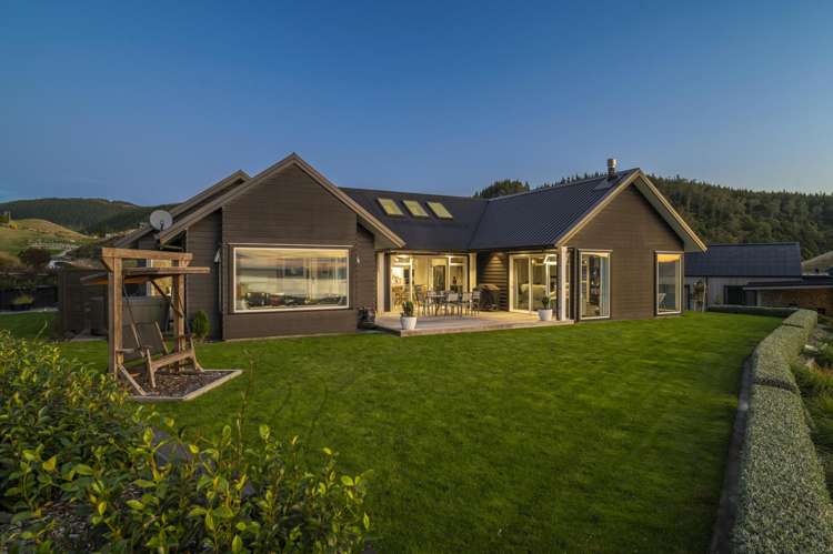 8 Jojos Way Lynmore_39