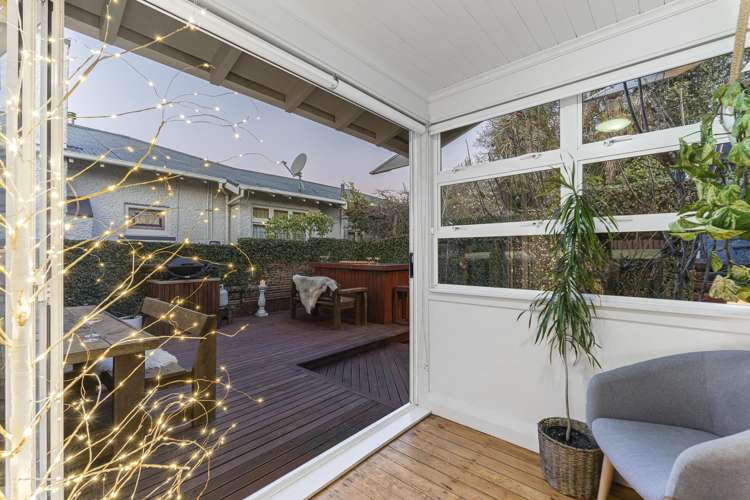 145 Clawton Street Westown_23