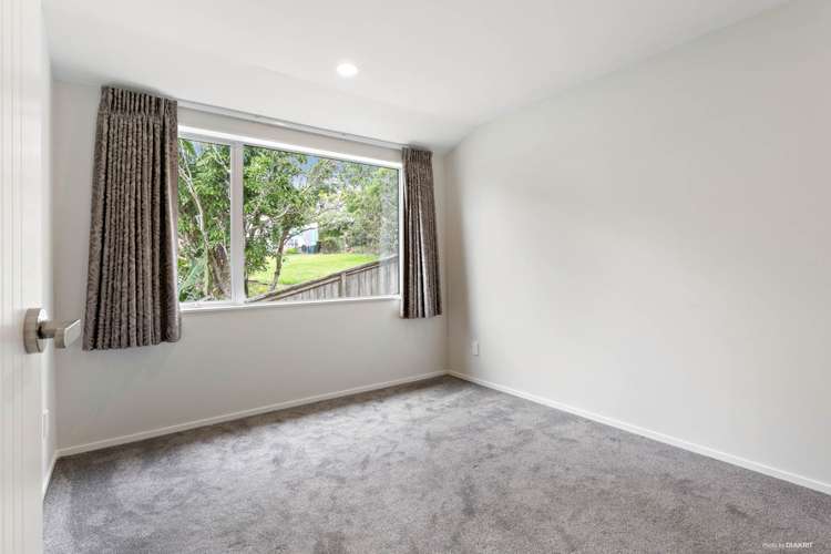 5a Taurus Crescent Beach Haven_12