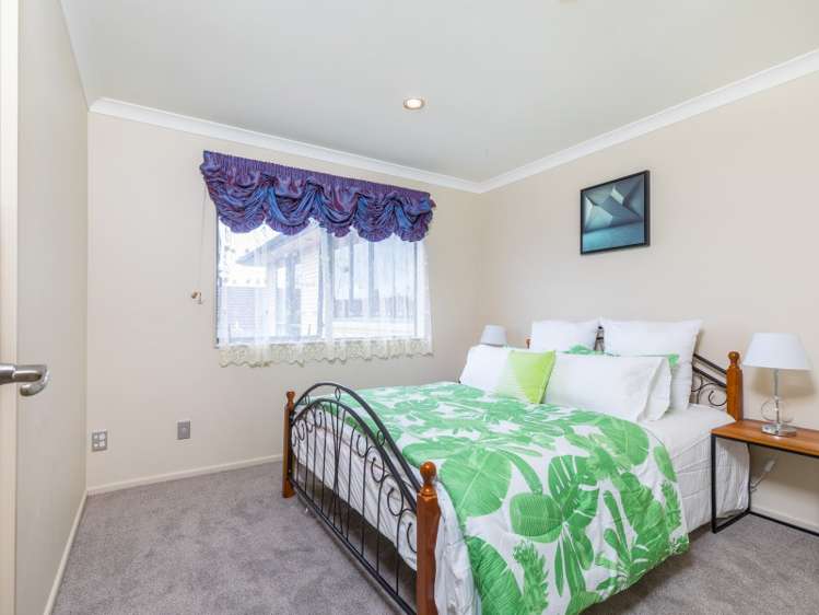 19 Sapperton Drive Henderson_13