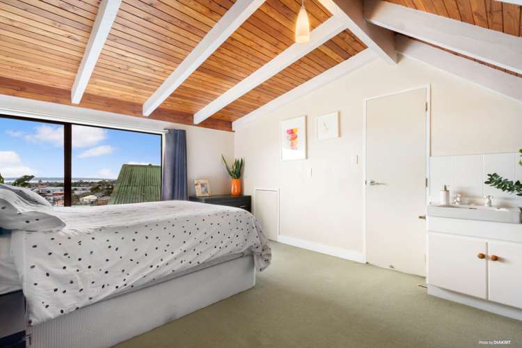 2/55 West Coast Road Glen Eden_8