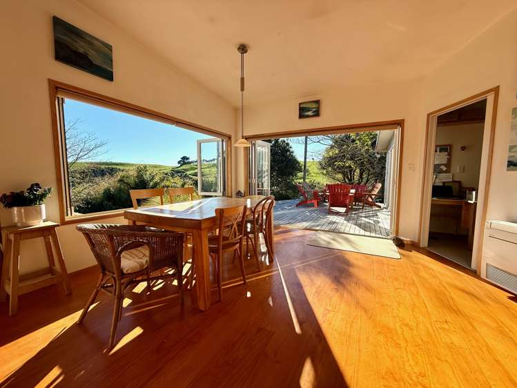 Address withheld Raglan_13