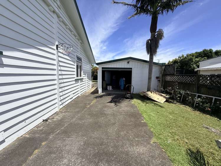 21 Princes Avenue Mount Roskill_3