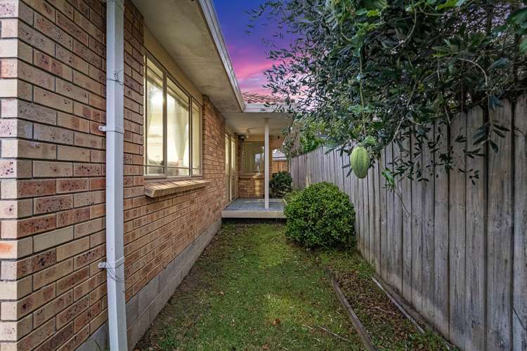 96 Nikau Street New Lynn_12