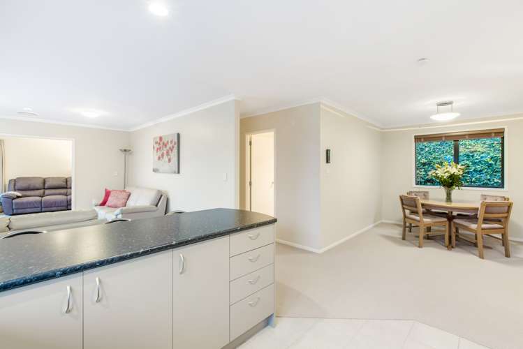 6a Christina Avenue Te Atatu South_6