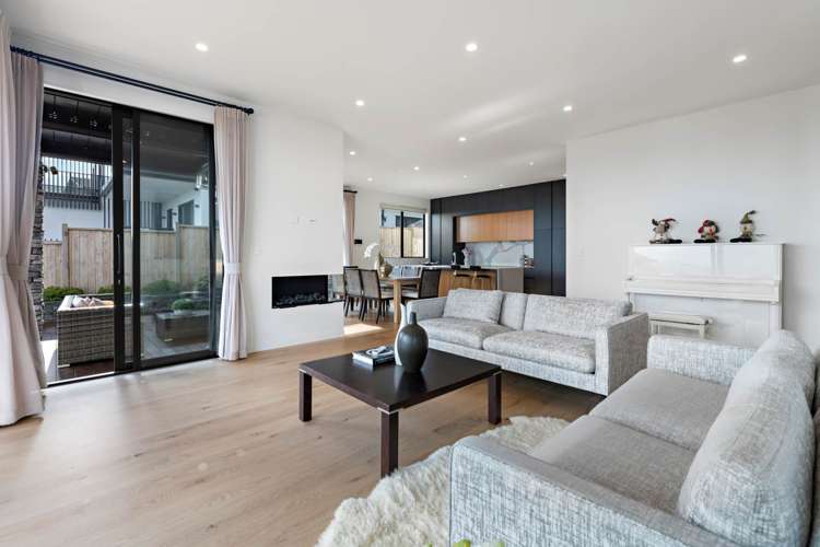 68 Armstrong Farm Drive East Tamaki Heights_10