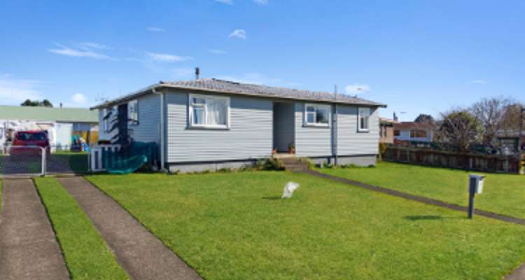 12 Chartwell Drive_0
