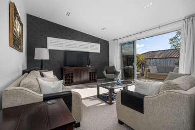 7 Rexford Heights_3
