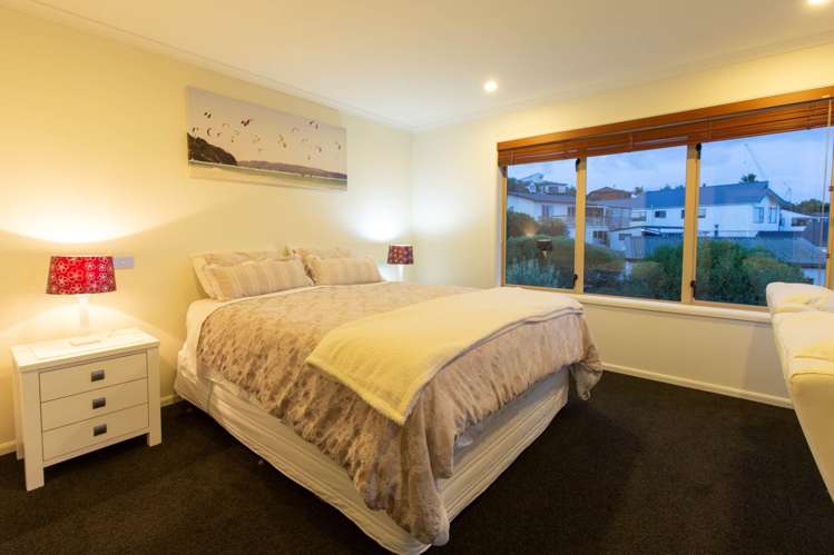 19 West Hoe Heights Orewa_10