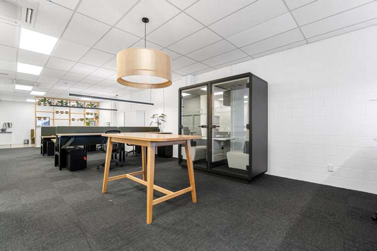 390 Grey Street East Hamilton East_4