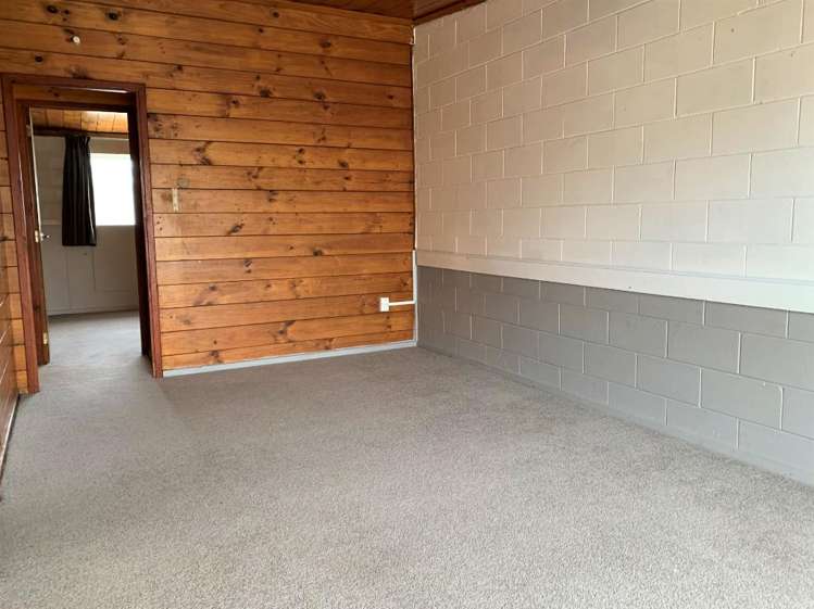 b/20 Hinau Street 11139_2