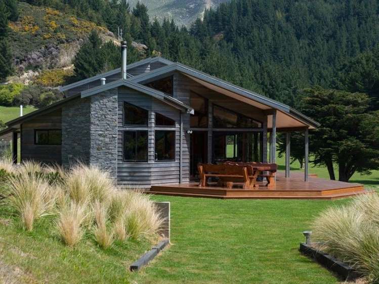 Oyster Bay Queen Charlotte Sound_25