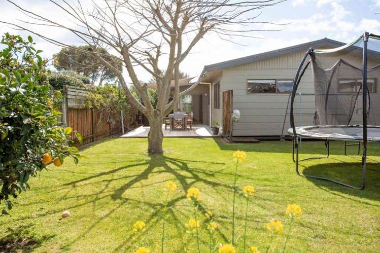 11 Norfolk Place Tairua_17