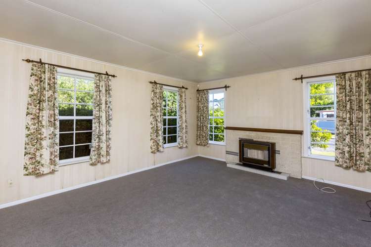 62 Hillside Drive Maoribank_5