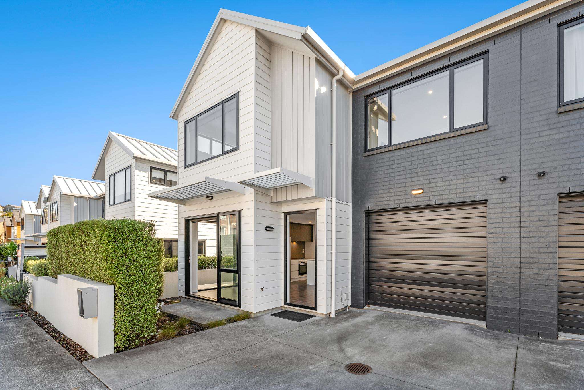 17 Seafarer Crescent – hero
