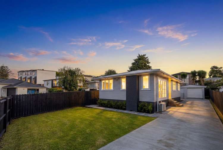 38 Valonia Street New Windsor_23