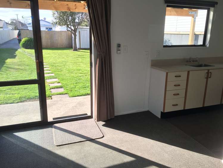 11a Cradock Street South New Brighton_8