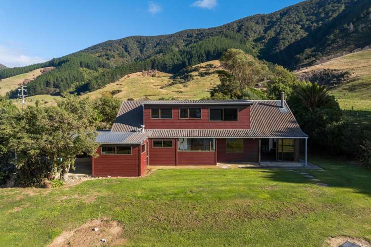 803 Manaroa Road Marlborough Sounds_44