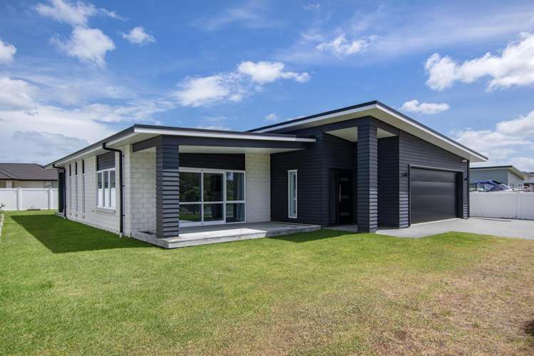 43 Stace Hopper Drive One Tree Point_19