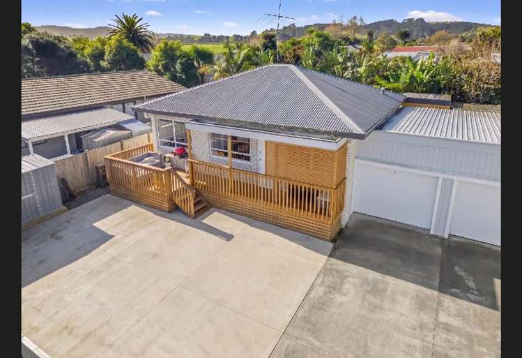 2/33F Springs Road Parakai Helensville_18