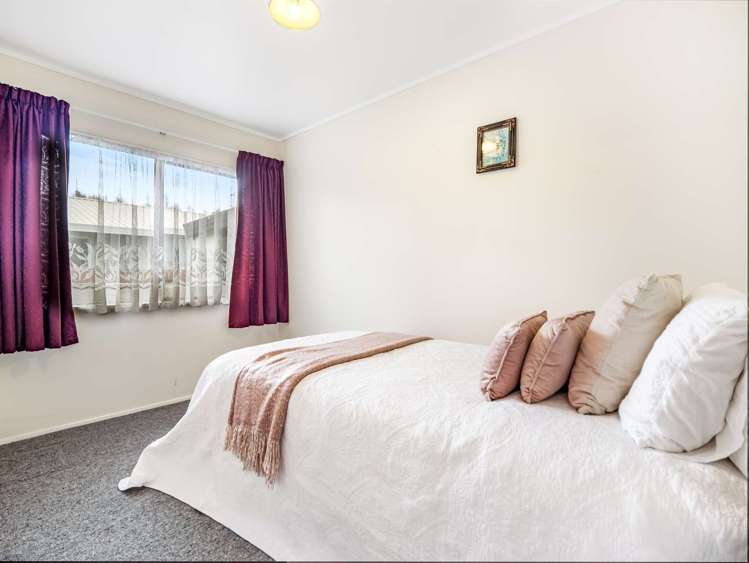 20a Lloyd Drive Nawton_11