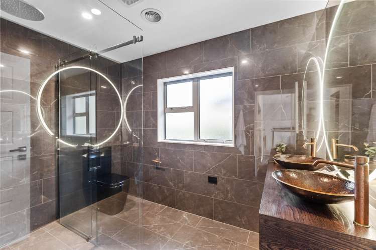 158 Raumati Road Raumati Beach_18