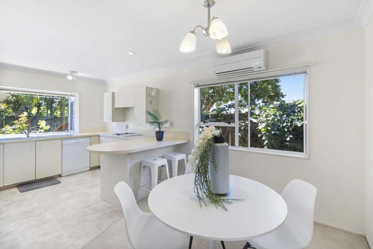 263d Meola Road Point Chevalier_5