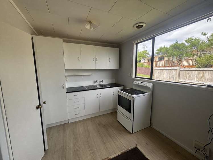 1/1367 Te Rahu Road 11385_3