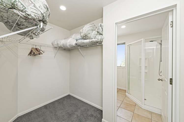 85 Pages Road Allenton_21